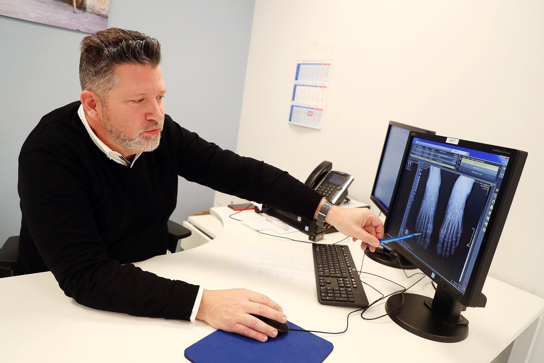 Dr Ivan Berkenbaum